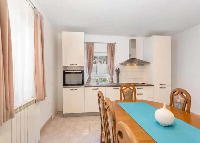 Casa vacanze With Seaview Vrh (Krk)
