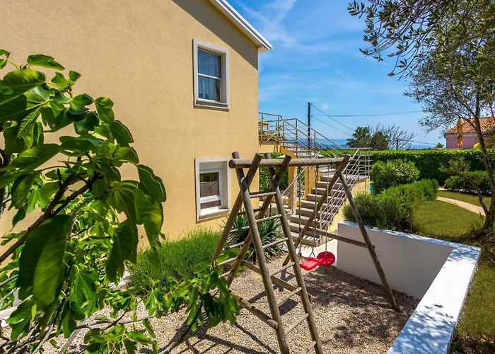 Casa vacanze With Seaview Vrh (Krk)
